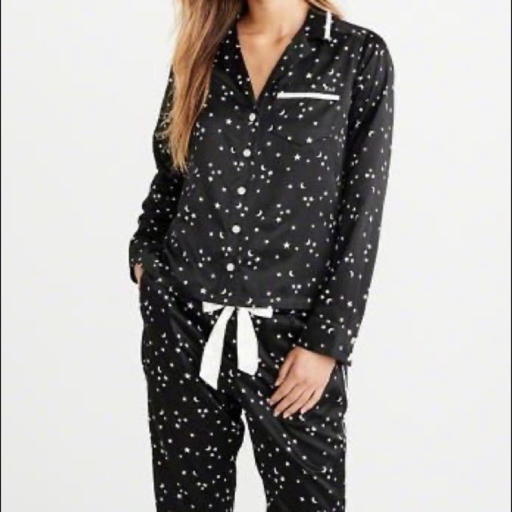A&F stars and moon black pijama pants